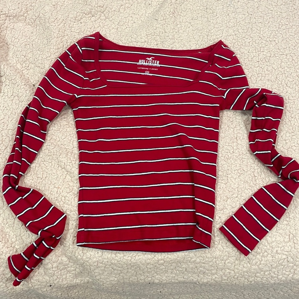Hollister cropped long sleeve shirt